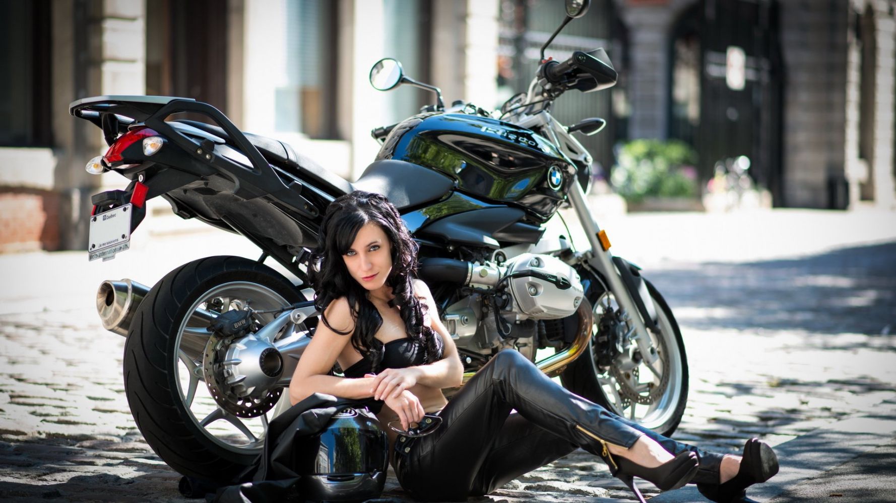 European women on bikes in Srinagar