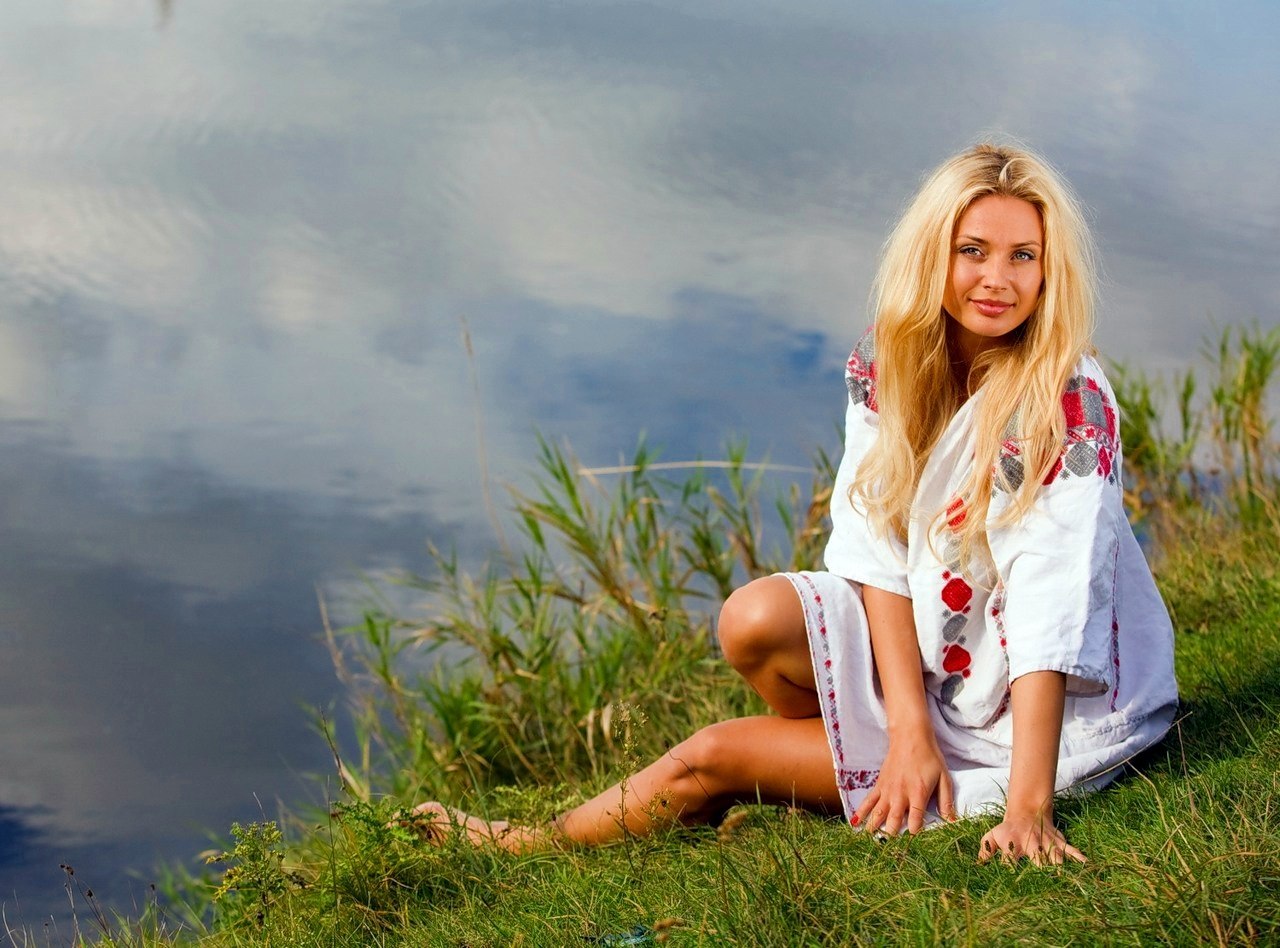 Sexy girl Slavic girls in Srinagar