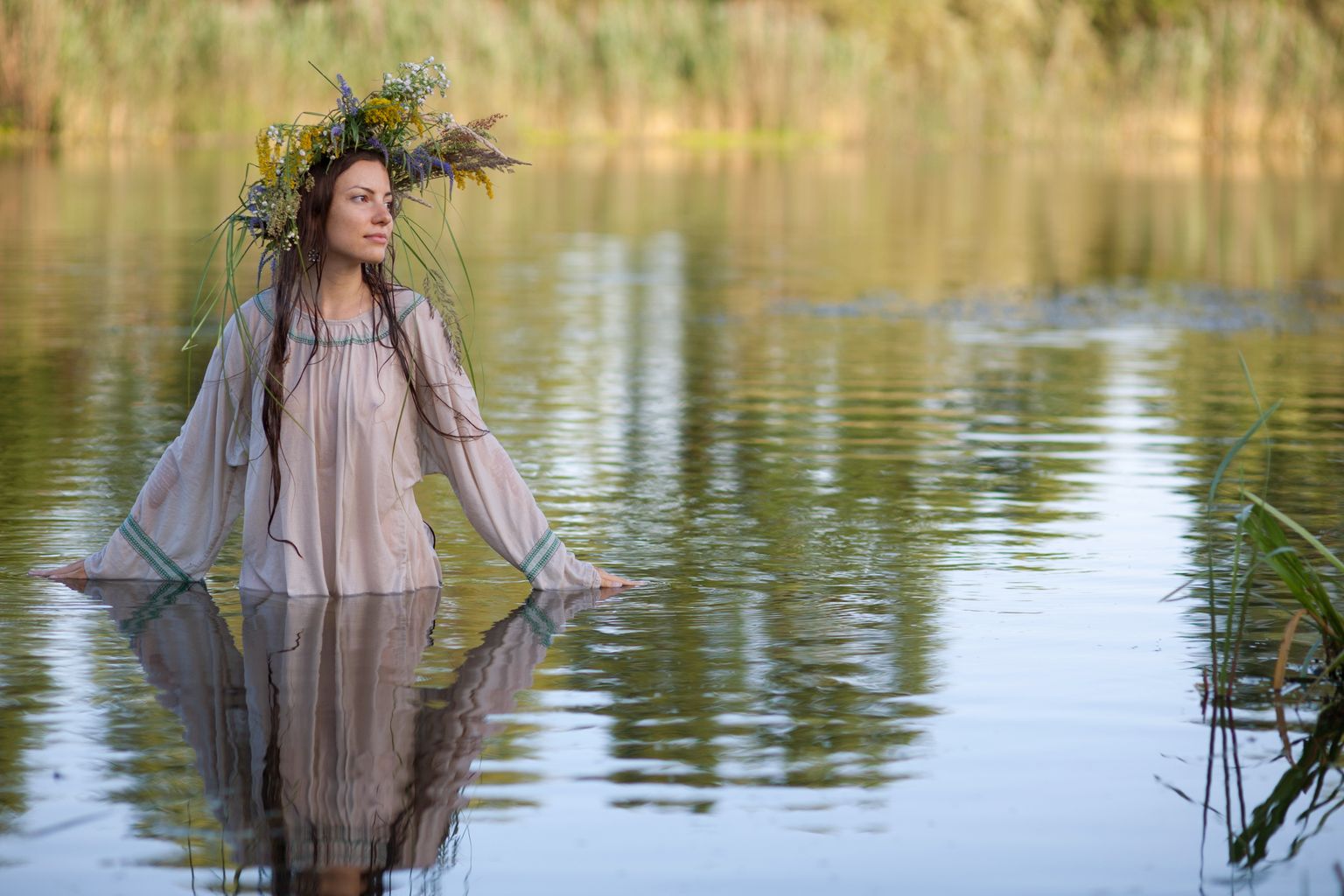 Slavic girls in Srinagar