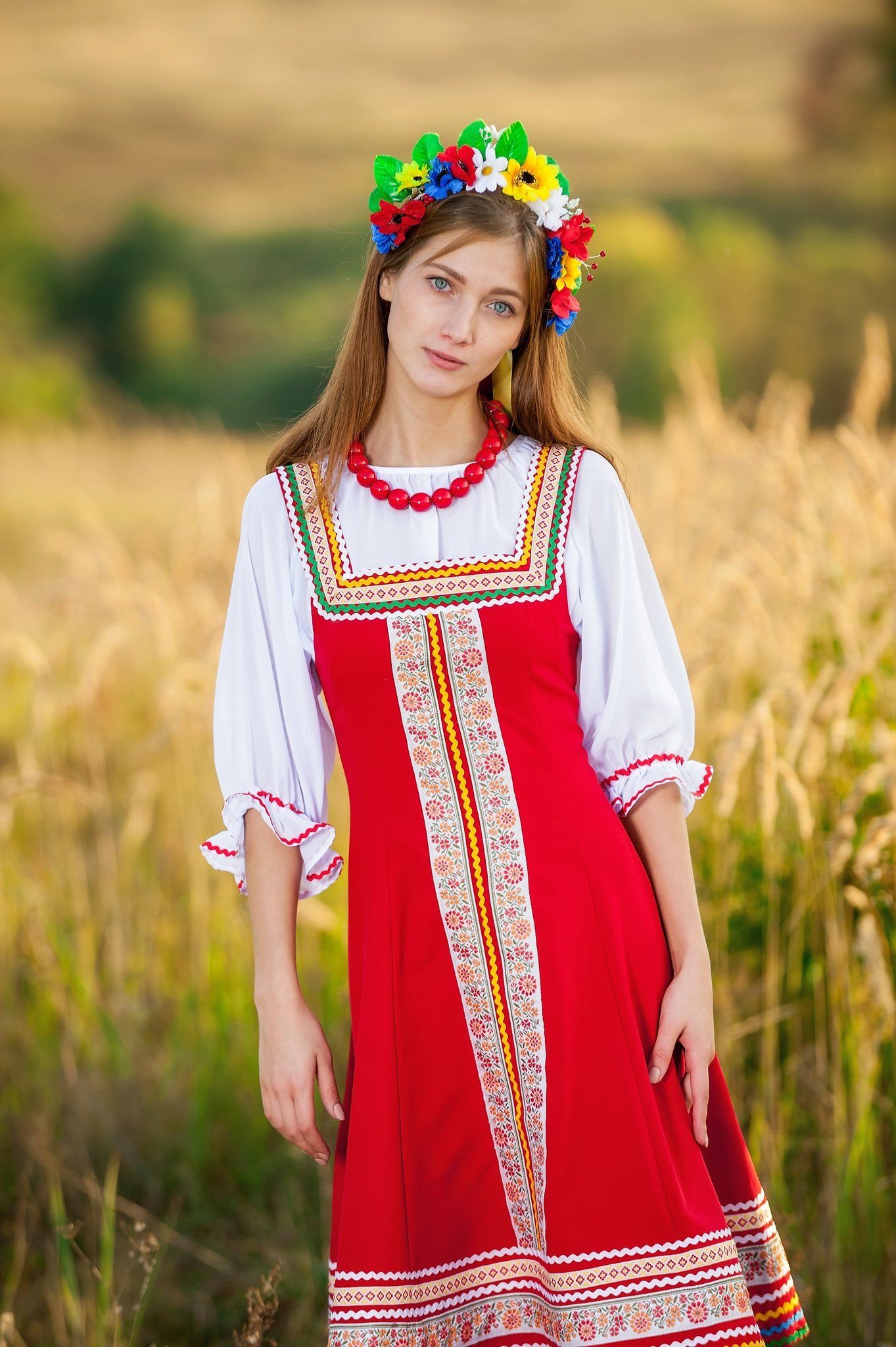 Women in Slavic costumes in Srinagar — step in, relax, and chat live